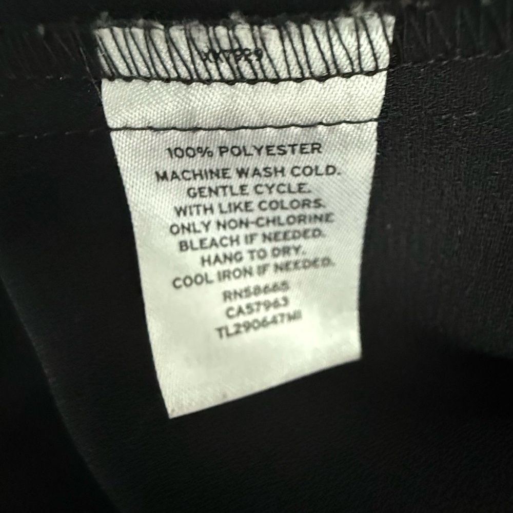 Tildon Classic Black Midi Dress - Picture 7 of 7